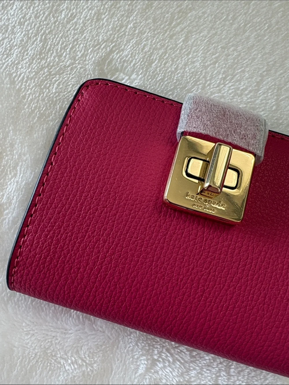 Kate Spade Wallet - Picture 2 of 11